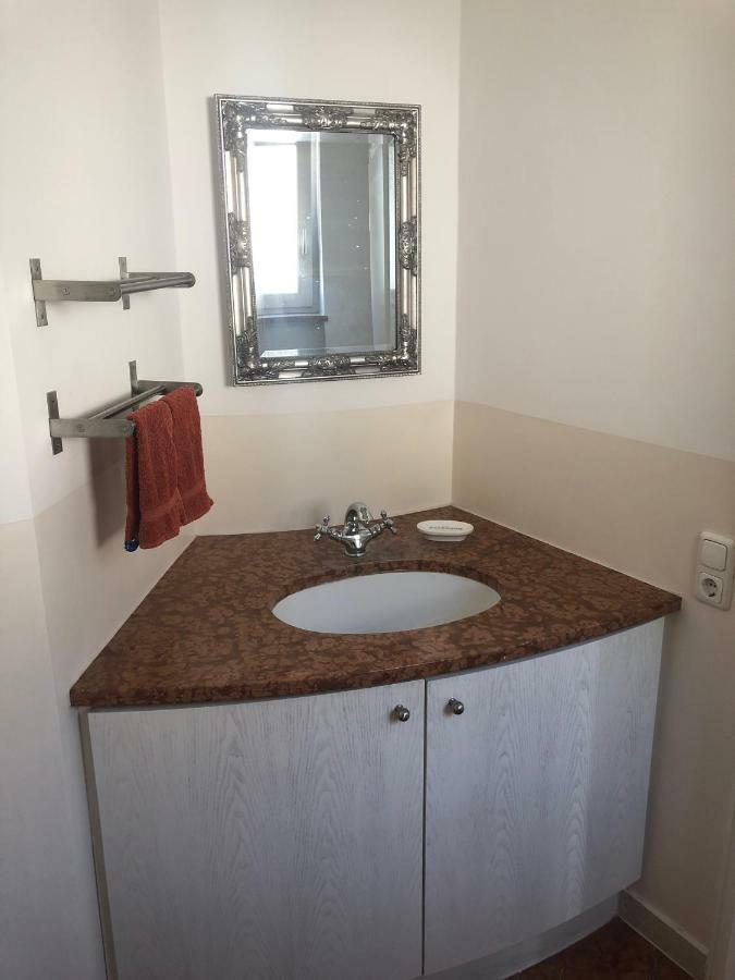 Ferienwohnung Messewohnung Muenchen Ost Forstern エクステリア 写真