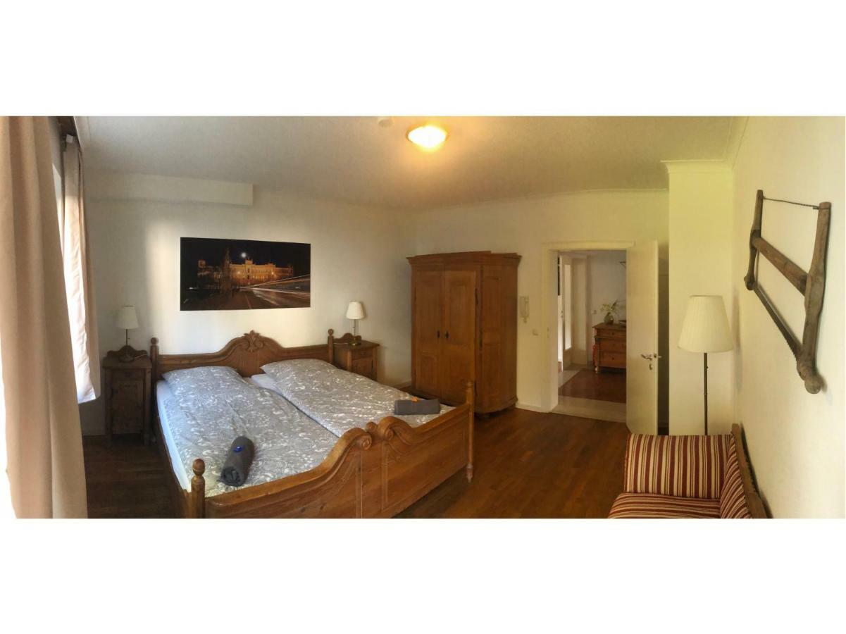 Ferienwohnung Messewohnung Muenchen Ost Forstern エクステリア 写真