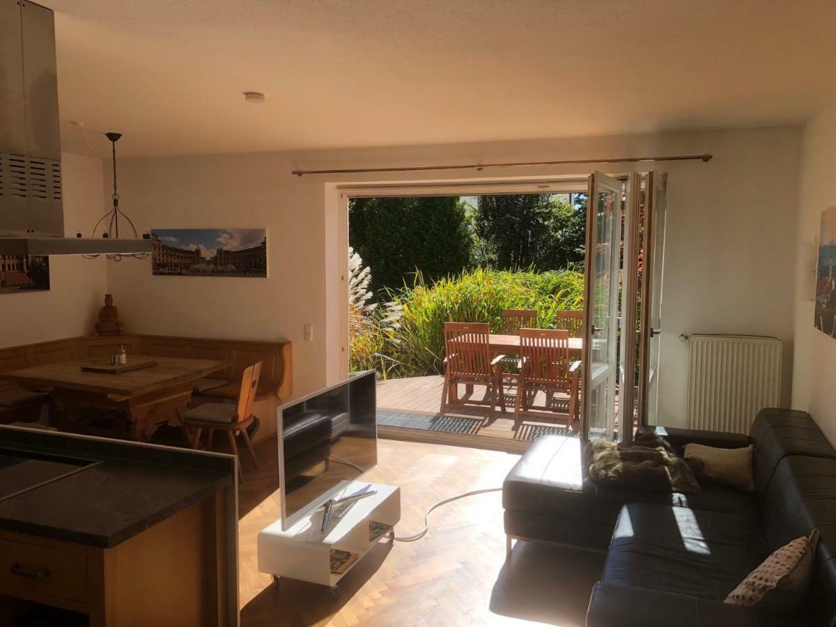 Ferienwohnung Messewohnung Muenchen Ost Forstern エクステリア 写真