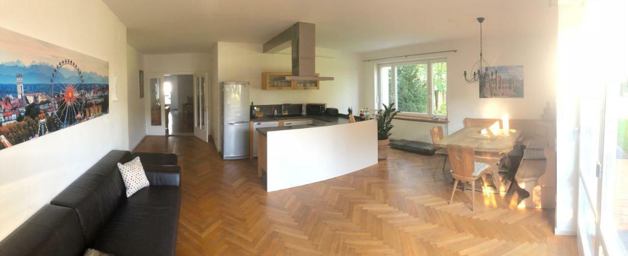 Ferienwohnung Messewohnung Muenchen Ost Forstern エクステリア 写真